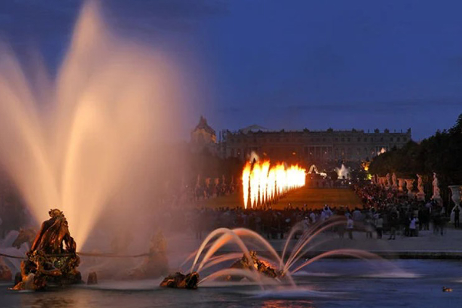 Les Grandes Eaux Nocturnes : le spectacle incontournable de l’été